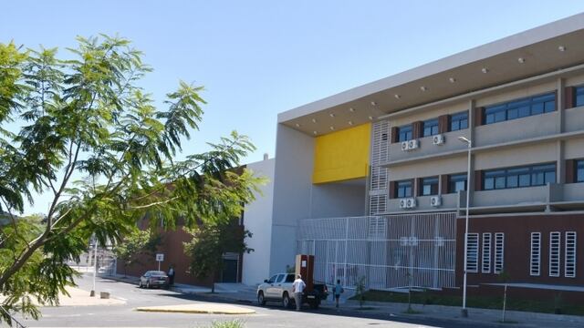 Escuela de Enseñanza Técnica N° 100 Puerto Nuevo