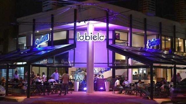 Los bares nocturnos son los más perjudicados por los límites horarios que impuso el Gobierno.