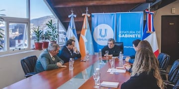 La Municipalidad de Ushuaia continúa estrechando vínculos con la República francesa