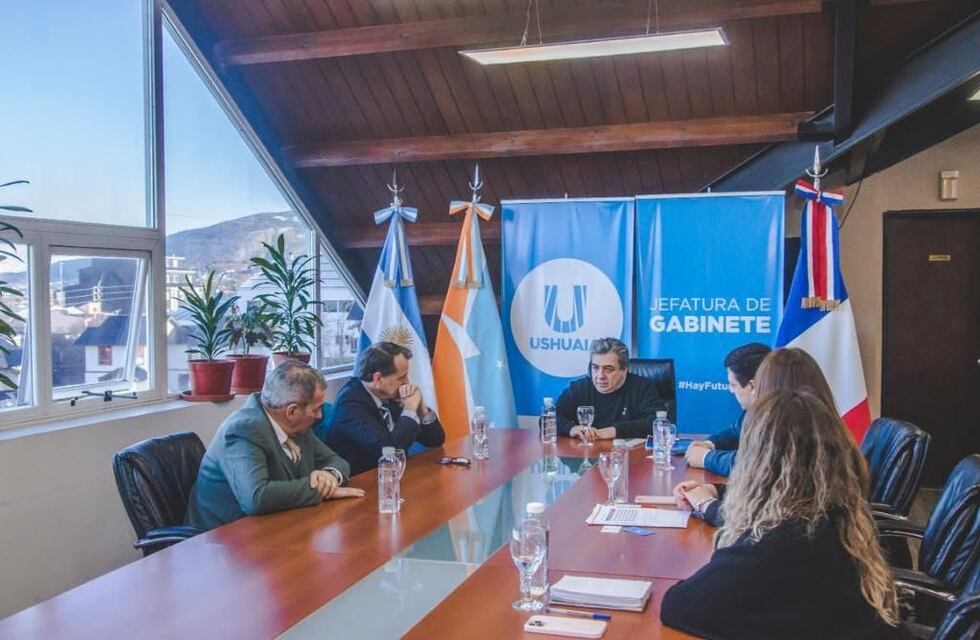 La Municipalidad de Ushuaia continúa estrechando vínculos con la República francesa