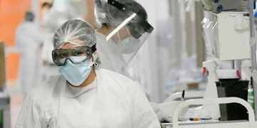 El Ministerio de Salud de Mendoza informó que hasta la fecha se han registrado 131.293 casos positivos confirmados Covid-19.Orlando Pelichotti/Los Andes
