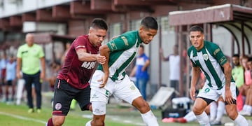 Una impactante lesión en el clásico de Lanús y Banflied eclipsó el partido.