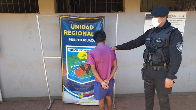 Terminó detenido tras sustraer elementos de un polideportivo.