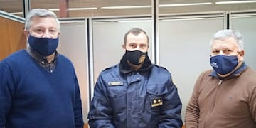 Intendente Arroyito Gustavo Benedetti junto al Subcomisario Bosco