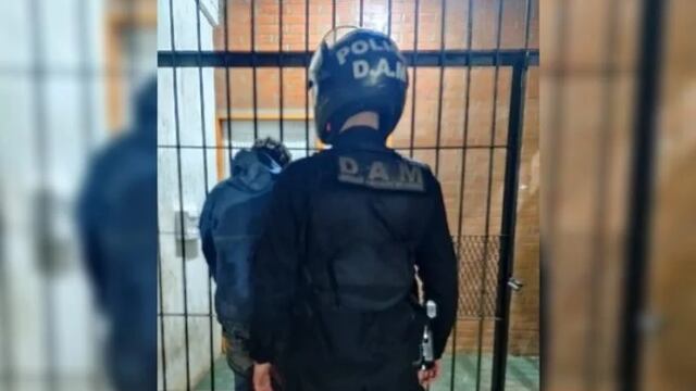 Intentó ingresar a una casa y escapó por los techos: terminó detenido.