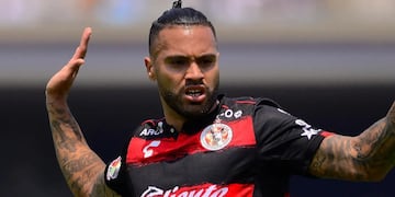 Velázquez, un refuerzo que pinta bien para la defensa de la T.