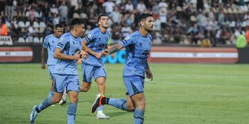 Lucas Passerini celebra su gol para el 1-0 de Belgrano sobre Platense, en Vicente López, por Copa de la Liga 2024. (Federico López Claro / La Voz)