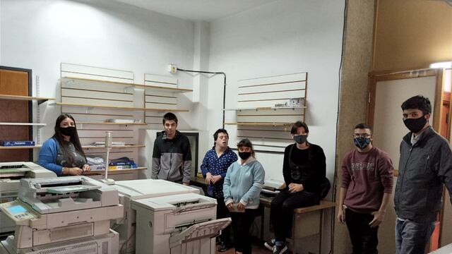 Se inauguró el Centro de Fotocopiado de Cresta que será atendido por alumnos de la Escuela Nº 501