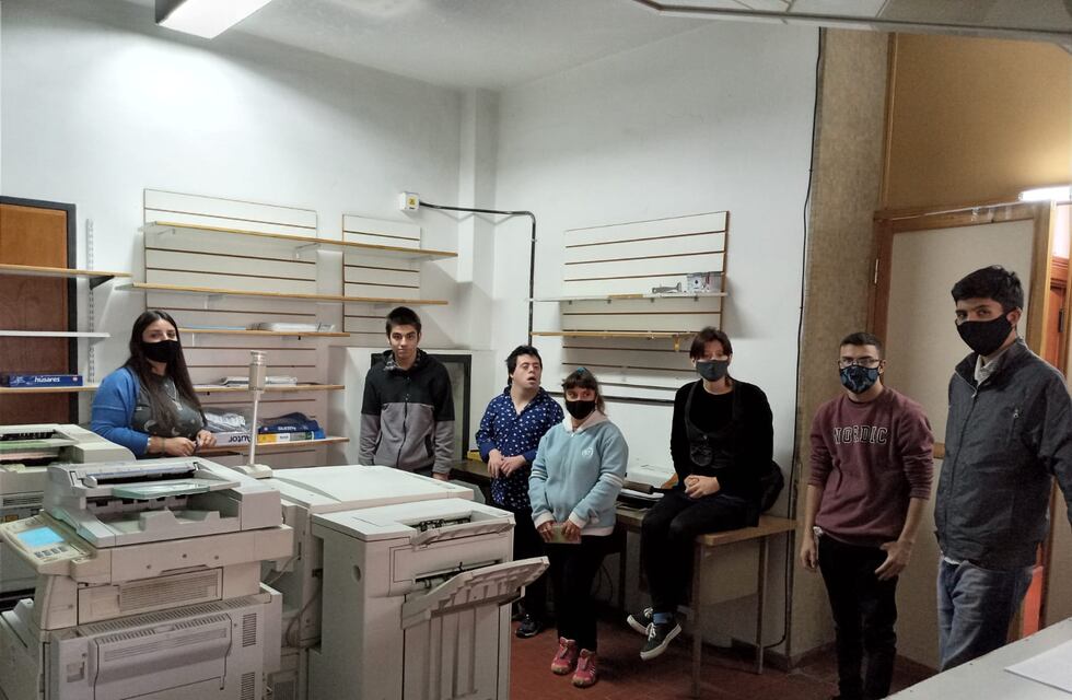 Se inauguró el Centro de Fotocopiado de Cresta que será atendido por alumnos de la Escuela Nº 501