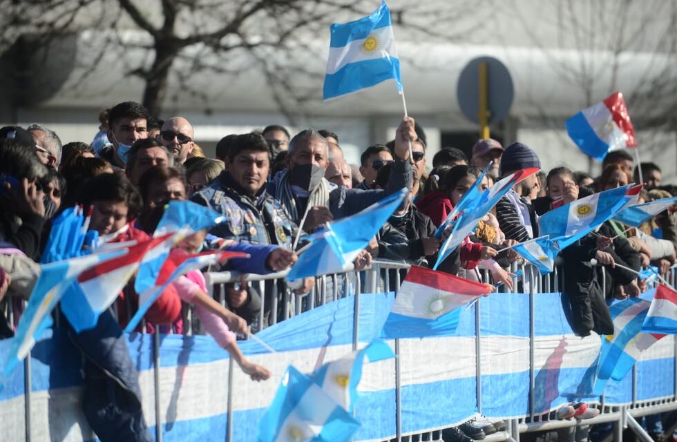 Una fecha bien patria: en fotos, así fue el gran desfile en Córdoba por el Día de la Independencia
