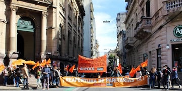 El gremio había pedido la reapertura de paritarias en agosto, pero el incremento les parece insuficiente.