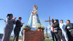 La inauguración de la plaza "Virgen de la Candelaria" refleja la profunda fe de la comunidad humahuaqueña en su Santa Patrona y subraya la importancia de esta festividad en Jujuy.