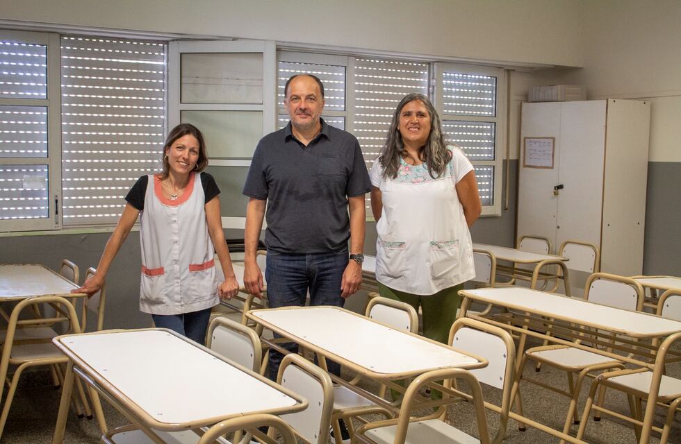 Tres Arroyos: el Intendente Garate visitó escuelas del distrito