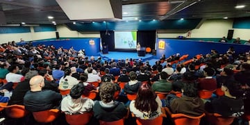 Se realizó una nueva Jornada de Vinculación Tecnológica en Puerto Belgrano. (Foto: Gaceta Marinera).