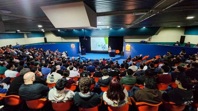 Se realizó una nueva Jornada de Vinculación Tecnológica en Puerto Belgrano. (Foto: Gaceta Marinera).