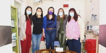 La Municipalidad de Ushuaia donó al Hospital Regional de Ushuaia sillas de parto respetado, en el marco de un nuevo aniversario de la sanción de la Ley Nacional de Parto Humanizado.