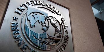 El FMI alertó que la inflación elevada persistirá por más tiempo del esperado a nivel global.