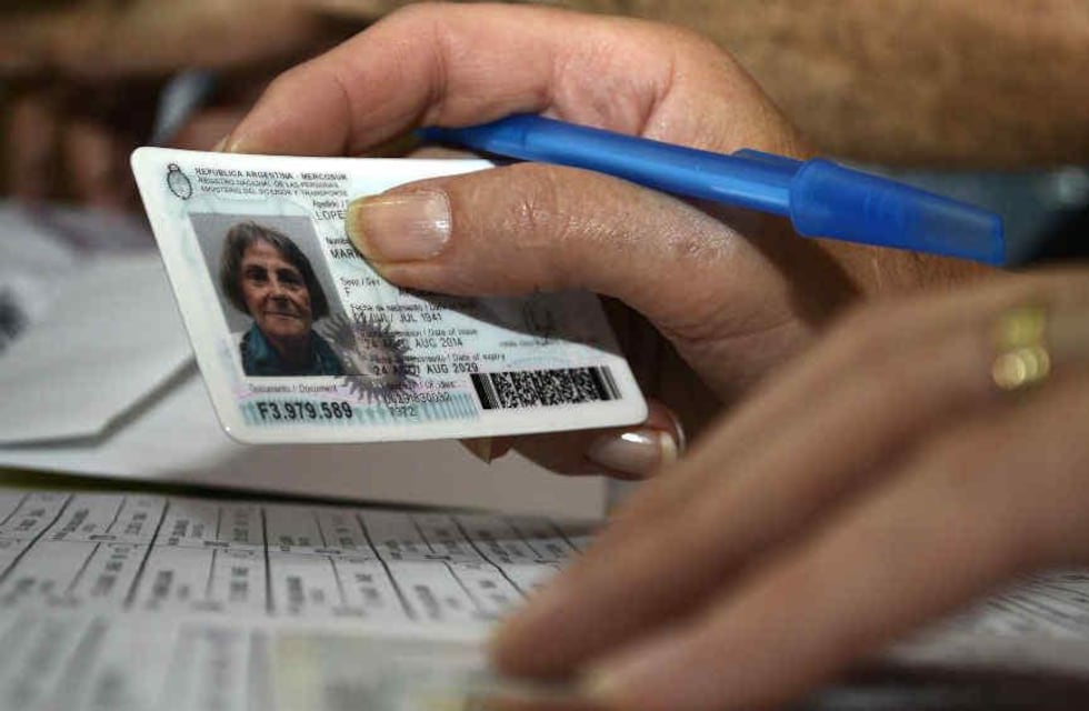 Horario especial para el retiro de DNI en el Centro de Documentación Rápida