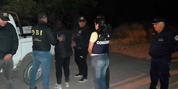 Aprehendieron al hombre que se fugó luego de dispararle a su expareja en paraje Las Toscas.