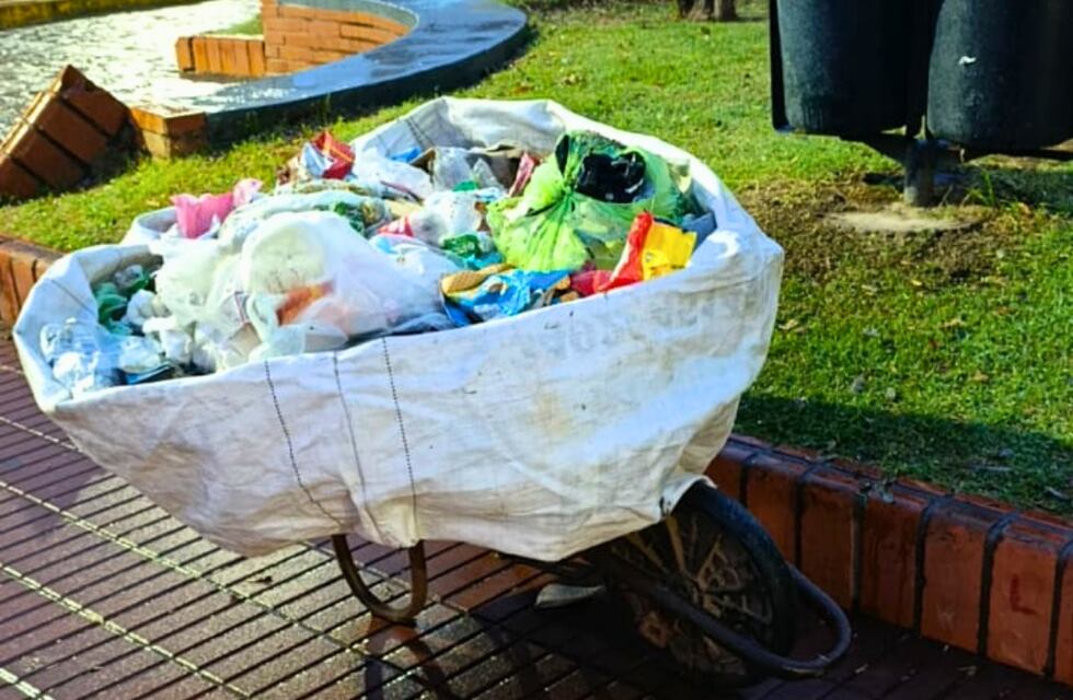 Mantenimiento y limpieza constante en plazas y espacios públicos