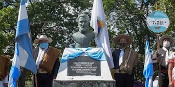 Busto del primer gobernador de Jujuy, José María Fascio.