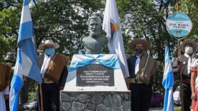 Busto del primer gobernador de Jujuy, José María Fascio.