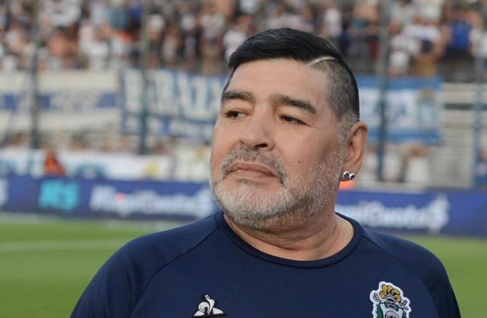 Declaró la médica de la prepaga de Maradona y dijo que ni Luque ni Cosachov le pidieron una internación domiciliaria
