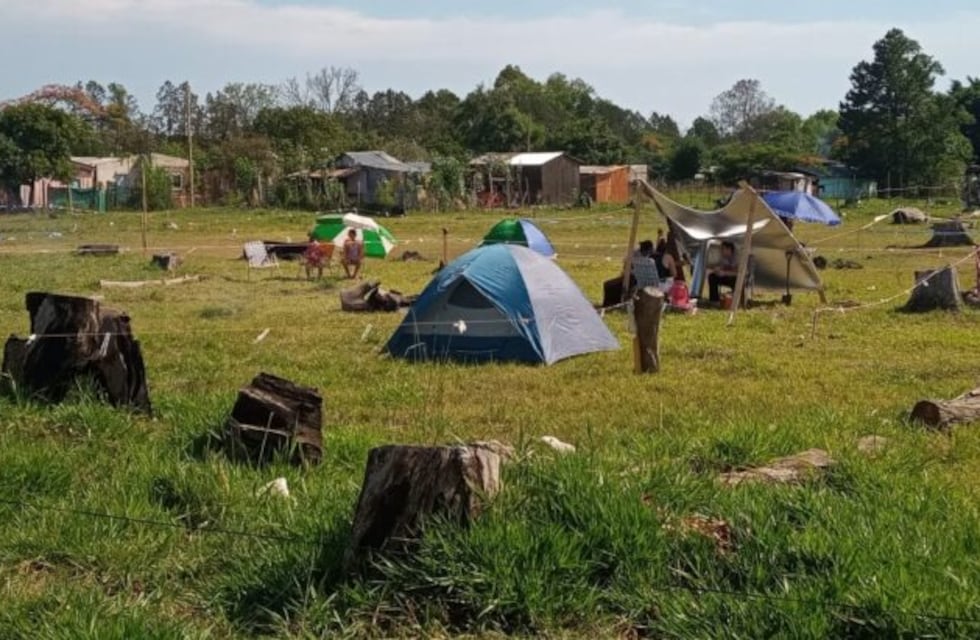 Toma de tierras: unas veinte familias se asentaron en un terreno en Garupá