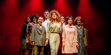 "La Desgracia", la obra de teatro que divierte e interpela al público, alcanzó las 100 funciones.