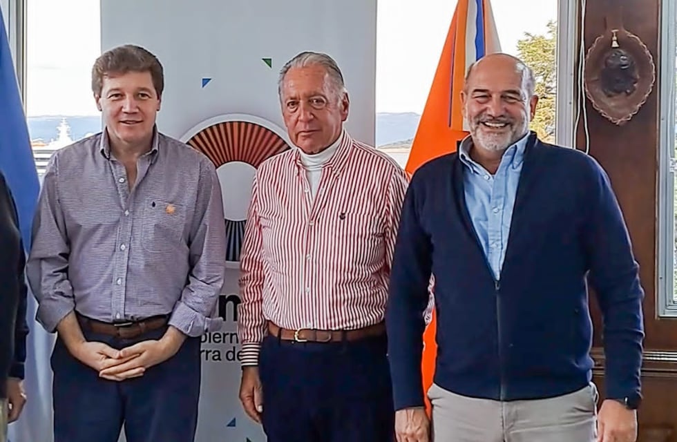 Melella mantuvo un encuentro con autoridades de la UIA y de NEWSAN