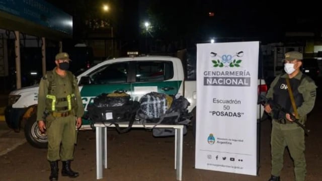 Secuestran casi 50 kilogramos de marihuana en un inquilinato de Posadas.