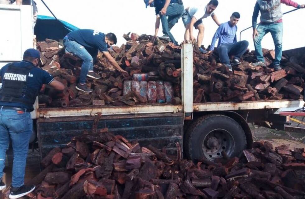 Chaco: Prefectura Naval interceptó un millonario contrabando de marihuana