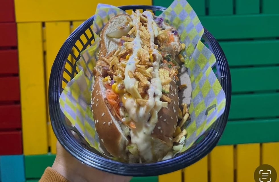 Panchos libres por $10.000: el local de Ramos Mejía que desafía los límites
