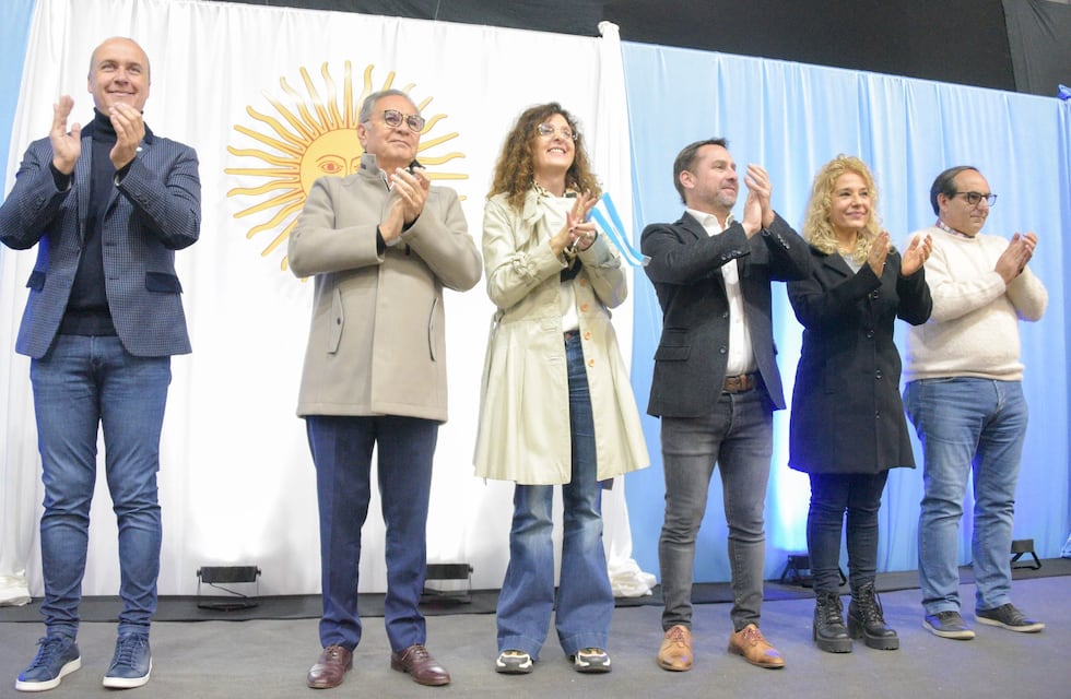 Fuerte denuncia en Ituzaingó: aseguran que intentan bajar una lista con la única mujer que se postula a la intendencia