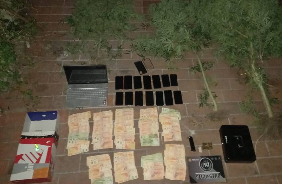 Empezó a correr al ver a la policía y le encontraron balas, droga y $380 mil