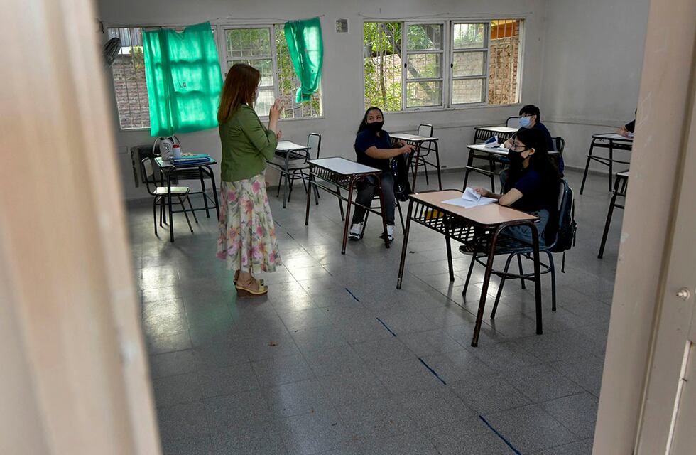 Por la situación climática este jueves se suspenden las clases en Azul