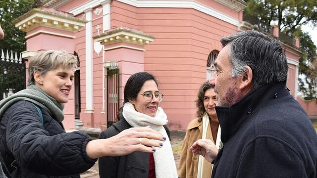 Oliva acompañó a la nueva Directora del Palacio San José