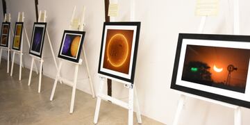 “Destellos Solares: Una mirada a nuestra estrella más cercana” fue inaugurada el miércoles 21 de junio.