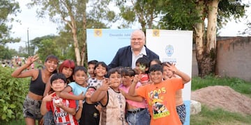 Donde participan niños de la zona