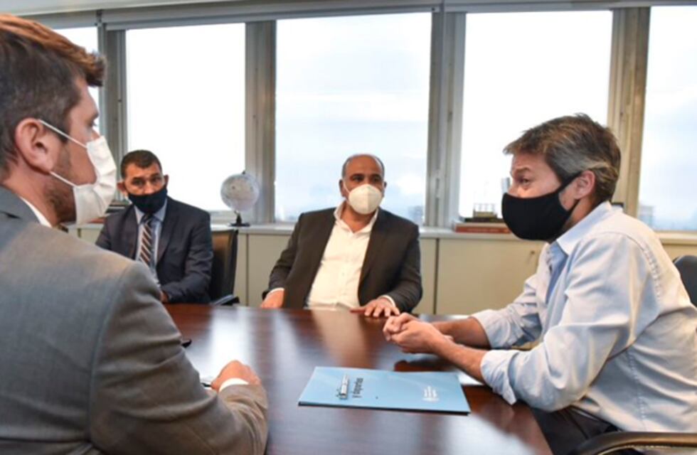 El gobernador Manzur se reunió con el ministro Lammens en Buenos Aires