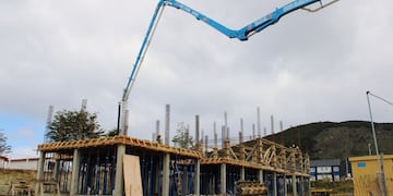 Ushuaia: empezó la construcción de 72 viviendas del programa Casa Propia