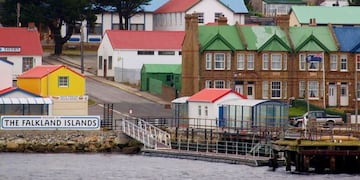Las islas Malvinas. Falkland Islands, para sus habitantes; la gran mayoría, de ascendencia británica.