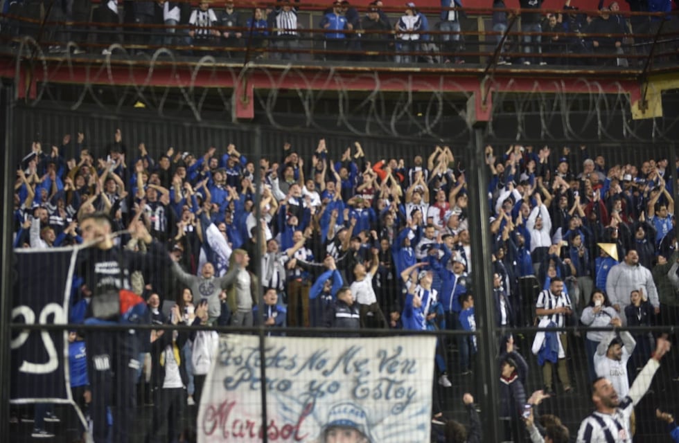 Talleres y el sueño de Copa Libertadores: los “hits” de los hinchas en cancha de Colón