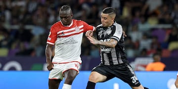 Estudiantes de La Plata lo hizo de nuevo. Dejó en el camino a Central Córdoba en Santiago y se metió en semifinales del Clausura.