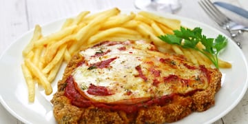 El truco infalible para sacar el olor a frito después de cocinar milanesas.