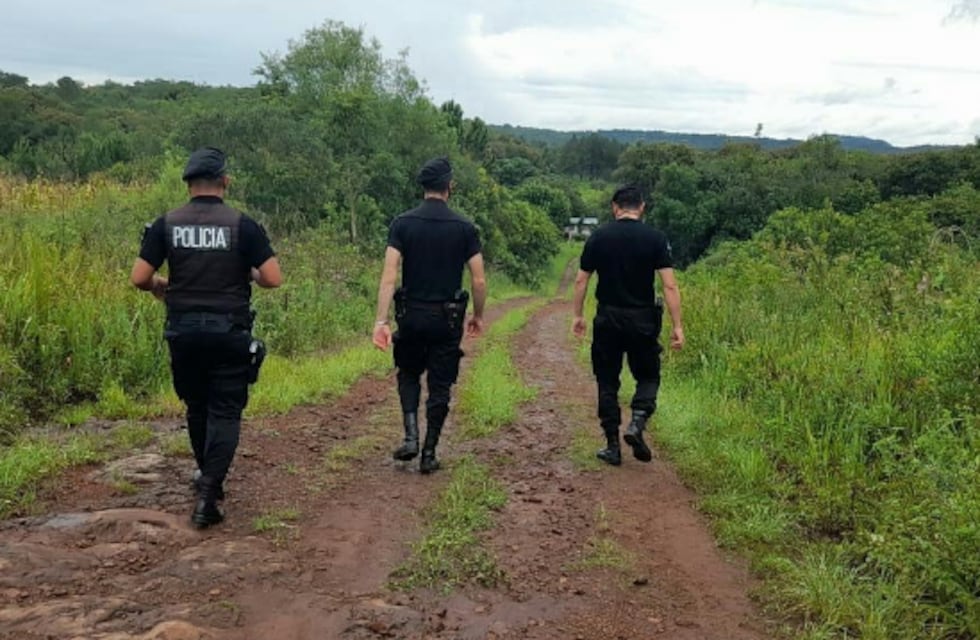 Realizan operativos rurales en la localidad de Leandro N. Alem