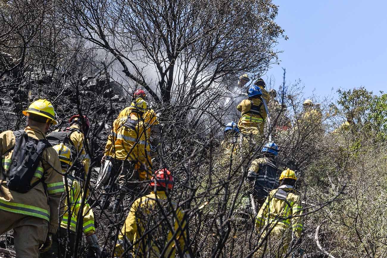 Incendio en Villa Giardino . La Voz