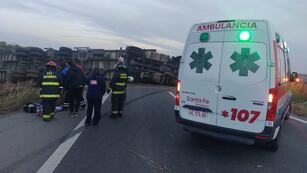 Volcó un camión sobre la ruta 34