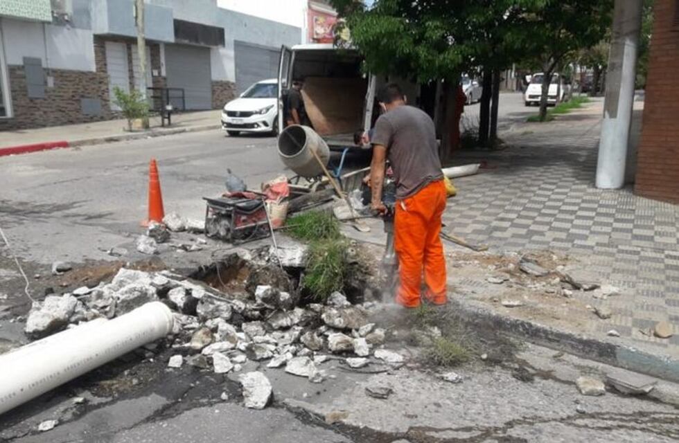 Vecinos protestaron por desborde de cloacas en San Vicente