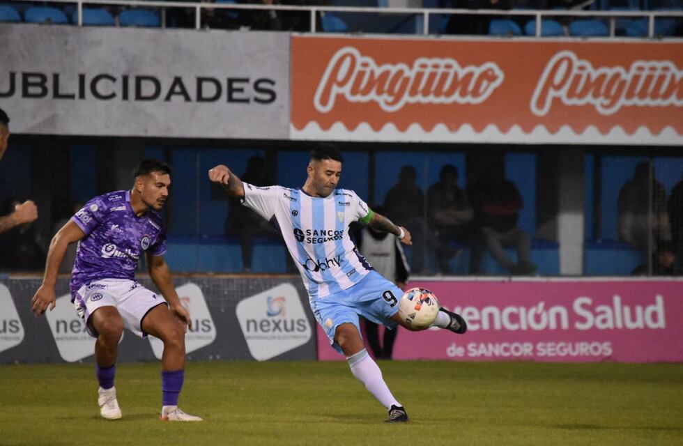 Sabor a nada: Atlético, con un hombre de más, empató de local con Sacachispas 1 a 1